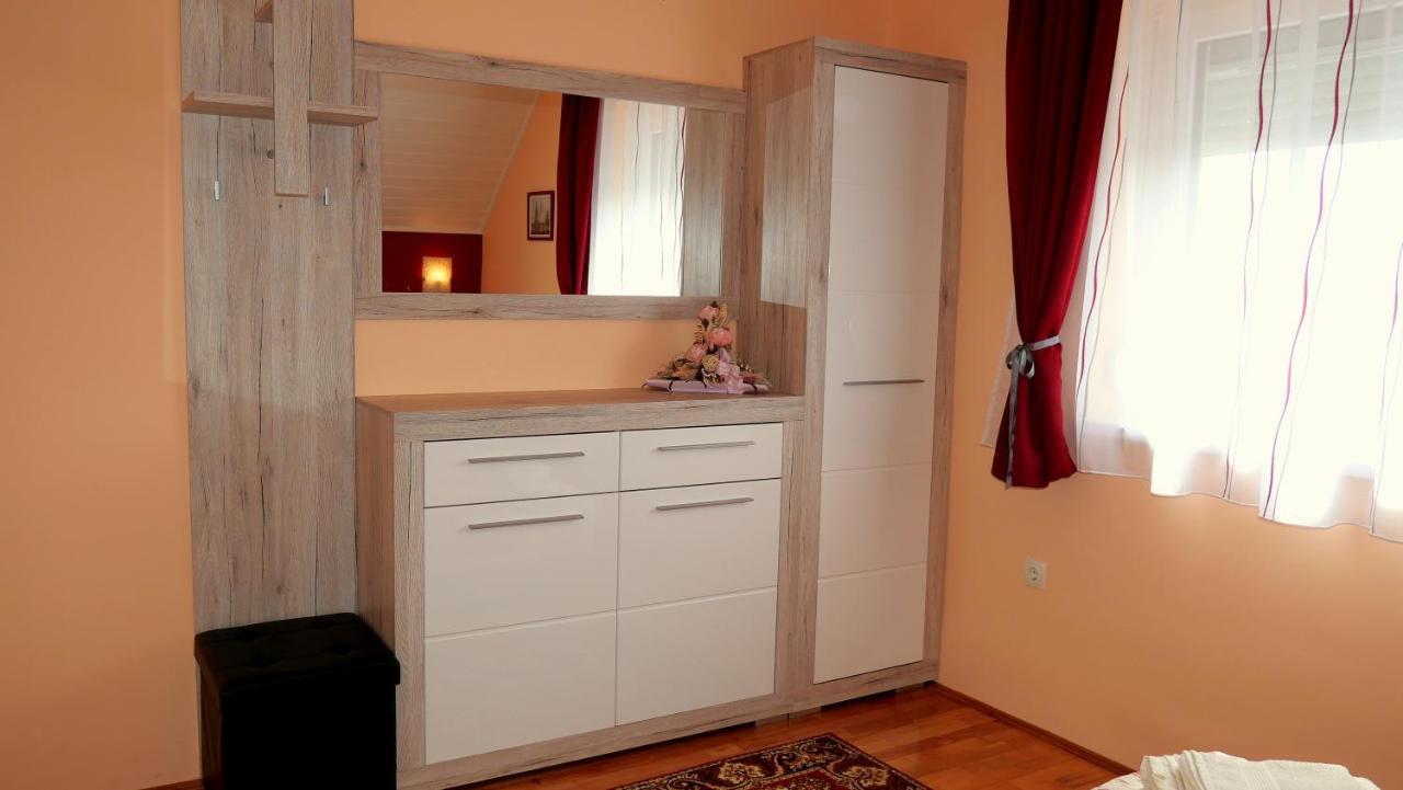 Papp Apartmanhaz Apartment Vonyarcvashegy Exterior foto